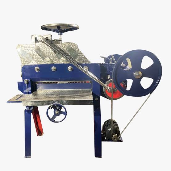 Notebook Cutting Machine 32 inch
